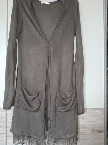 Gilet long détail dentelle 