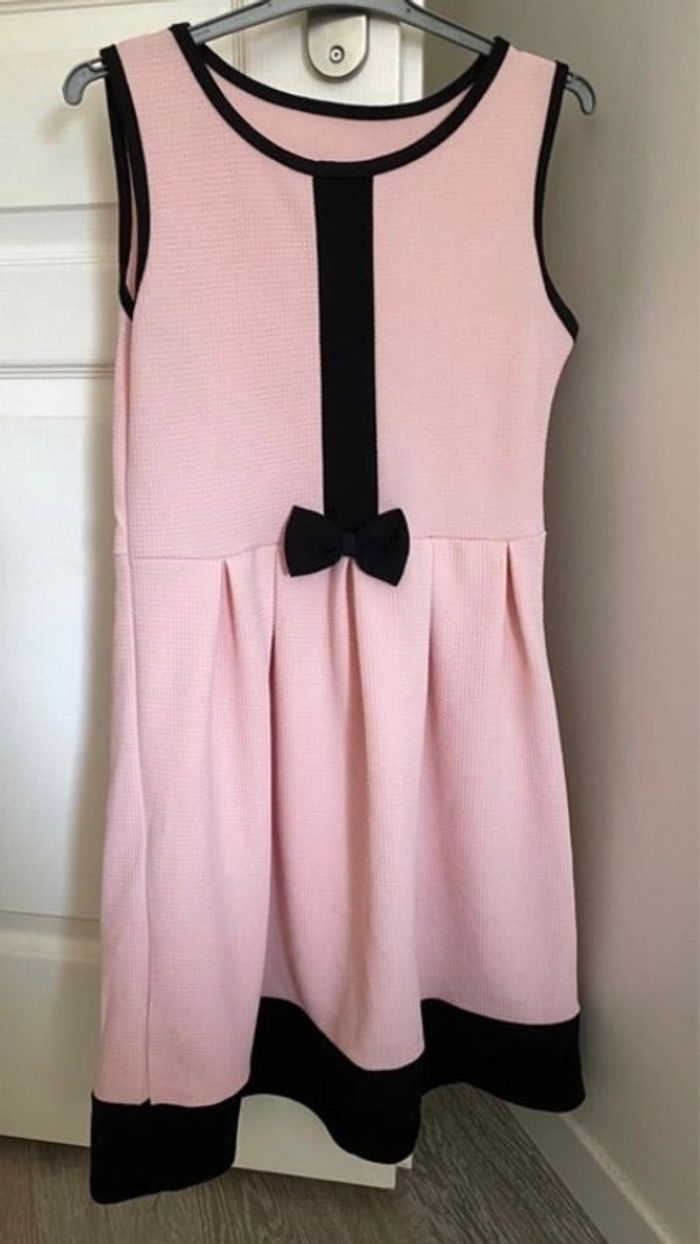Robe rose