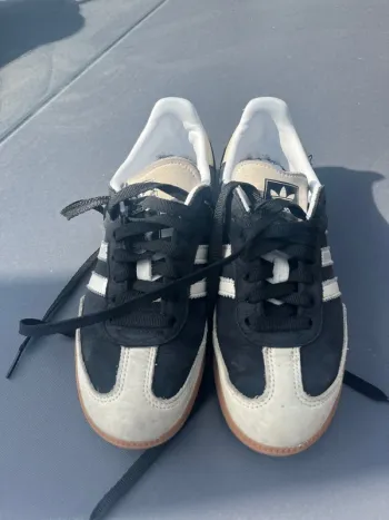 Adidas samba