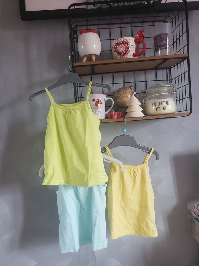 Log de 3 top bretelles 🎀 Orchestra 12 mois 4€ - photo numéro 2