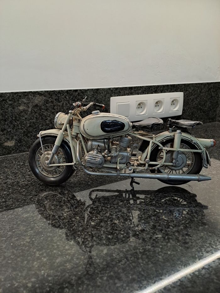 Moto décoration - photo numéro 4