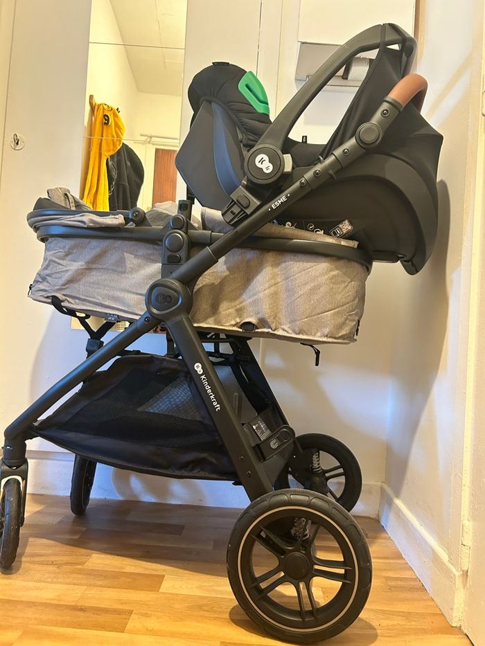 Pousette - photo numéro 2