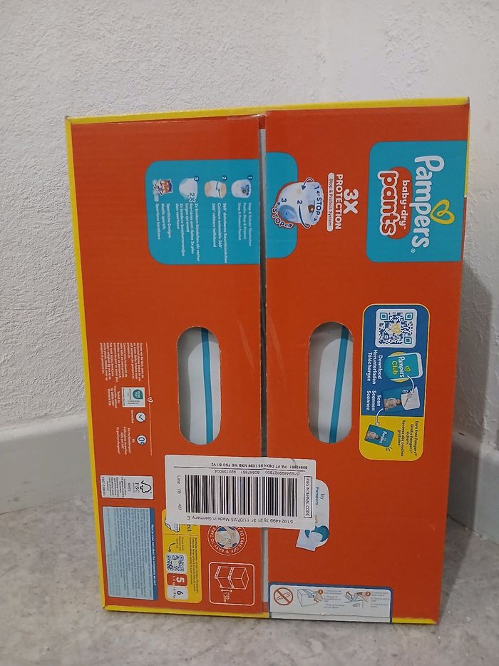 1 carton Pampers taille 5 pants MAXI pack, soit 86 couches culottes (pants)Neuf - photo numéro 4