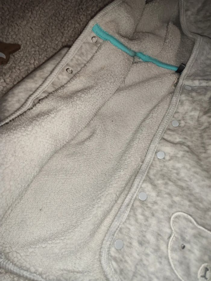 Veste un peu polaire 12 mois - photo numéro 3