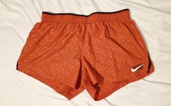 Short rose Nike