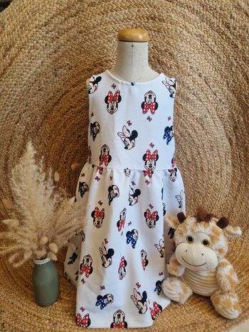 Jolie robe blanche minnie fille h&m 4 ans