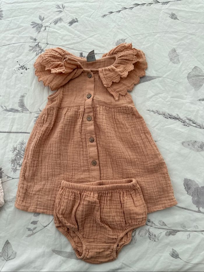 Robe kiabi 3 mois