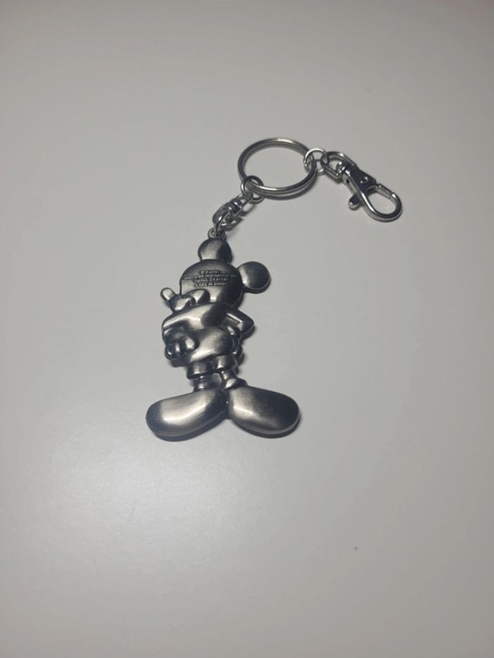 Porte clé mickey mouse - photo numéro 2