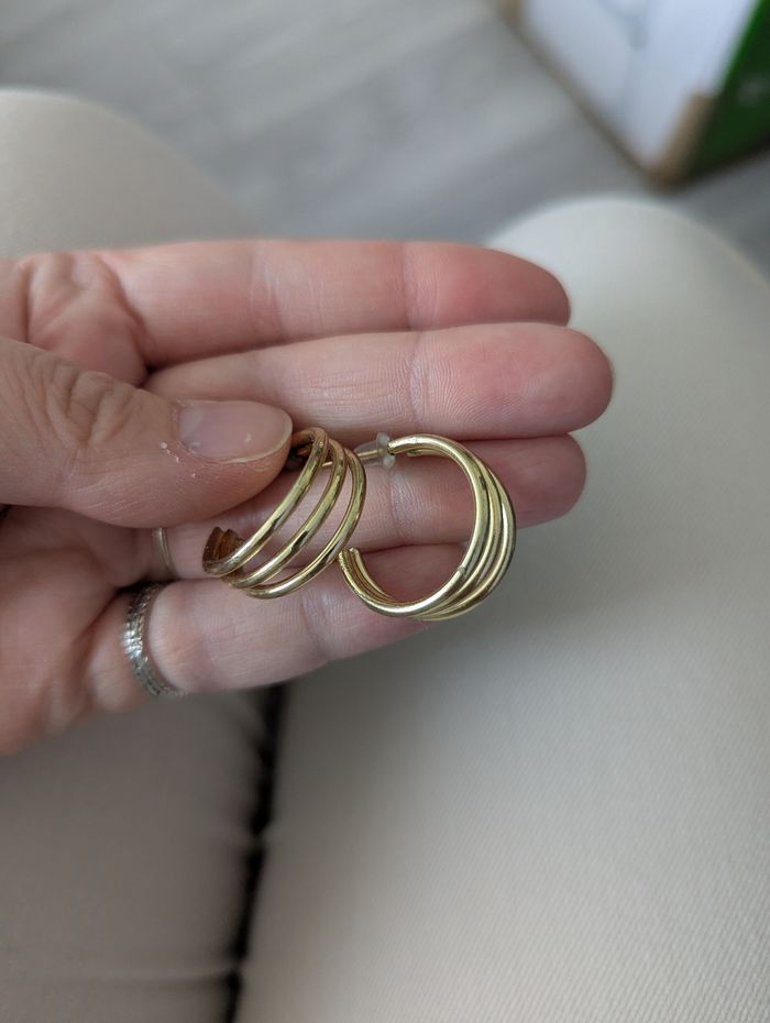 Boucles d'oreilles 👍