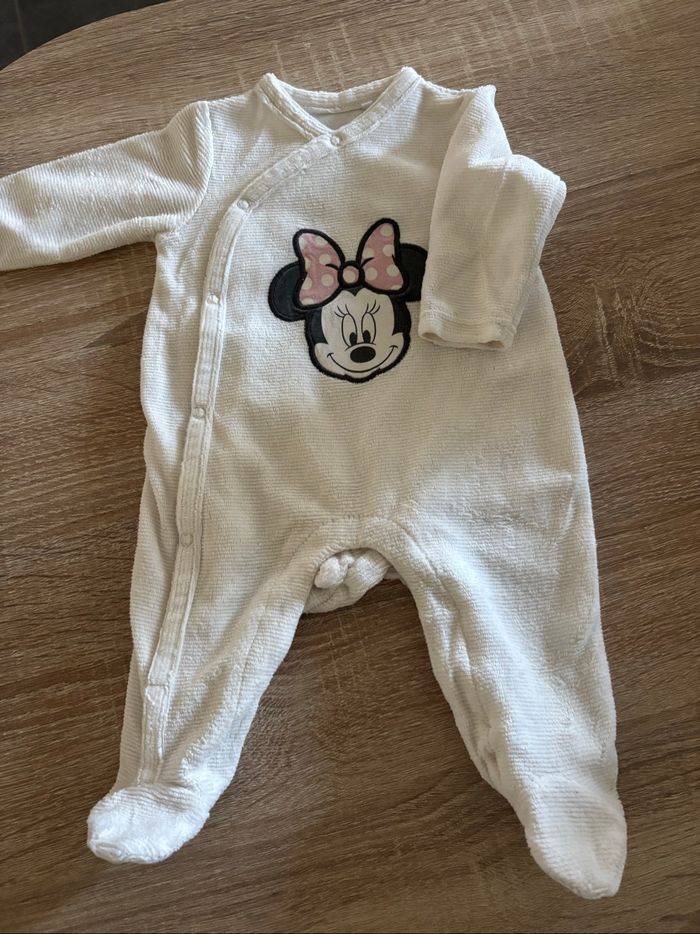 Lot pyjamas hiver Disney 1 mois - photo numéro 3