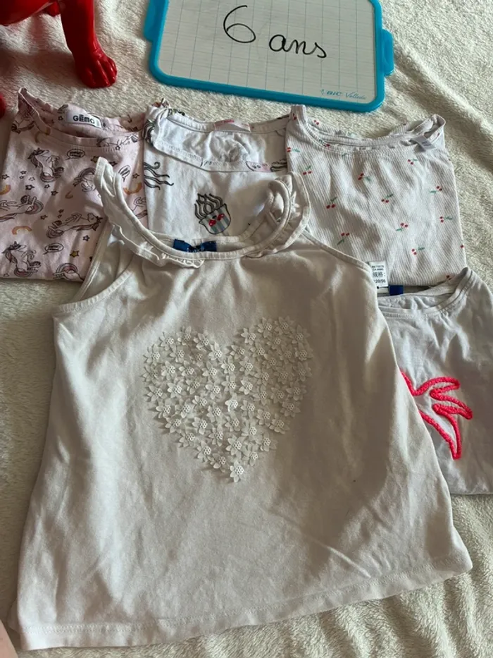 Lot de teeshirt - photo numéro 4
