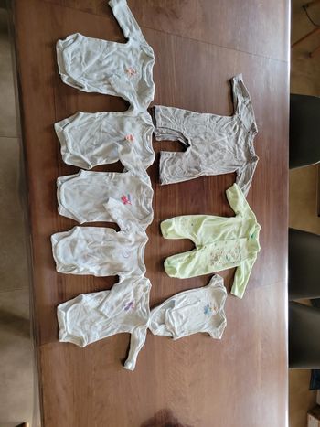 Lot de pyjamas et bodies 3 mois mixtes