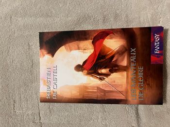 Livre – Les Manteaux de Gloire – Sébastien de Castell 