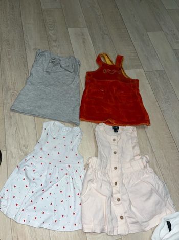 Lot de 4 robes bébé