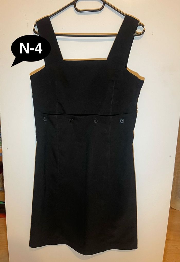 Lot de 4 robes & tops femme Taille- S/M - photo numéro 8