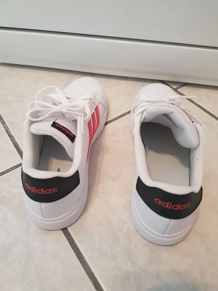 Adidas neuves - photo numéro 3
