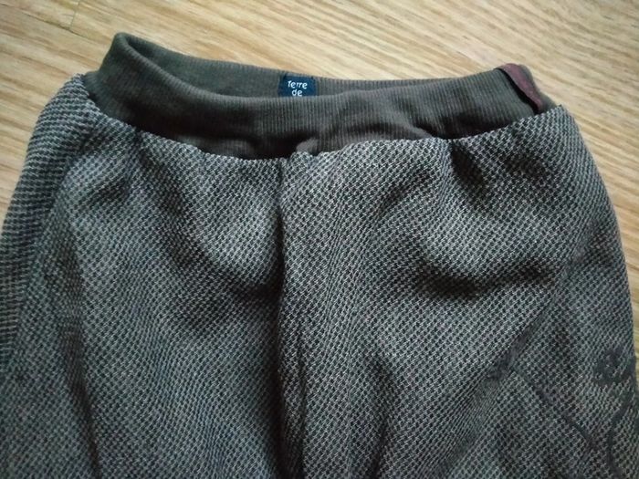 Jupe marron. Filles. Terre de marins.
Taille 4 ans - photo numéro 3