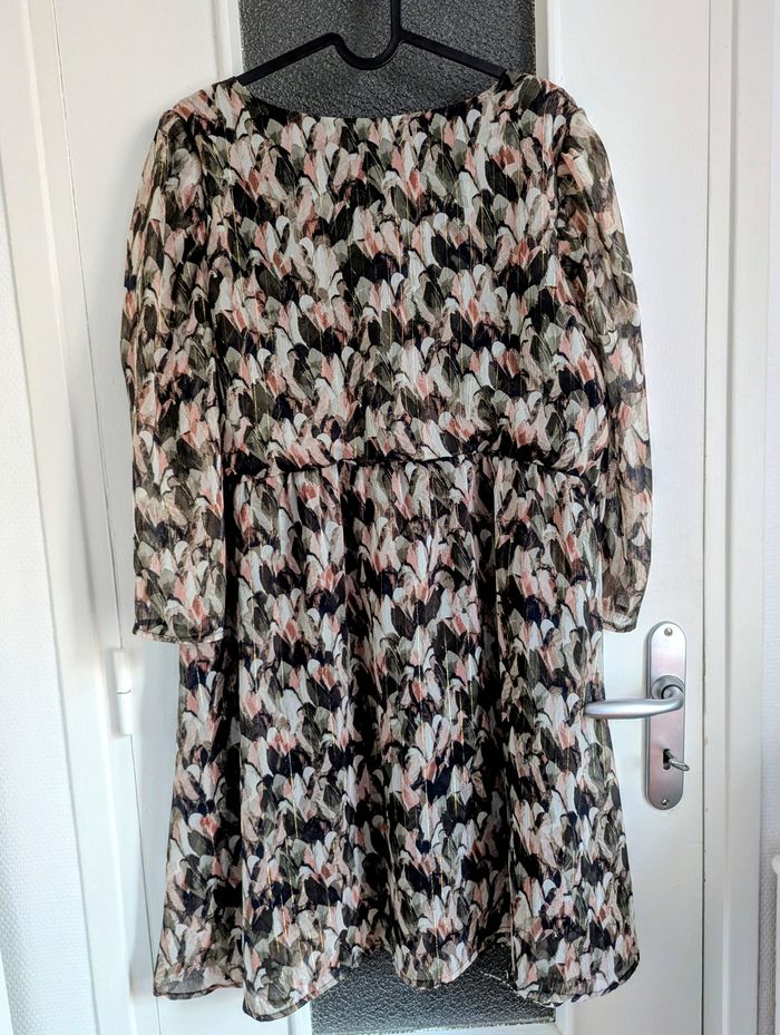 Robe à fleurs etam rose verte et doré taille 42 - photo numéro 4