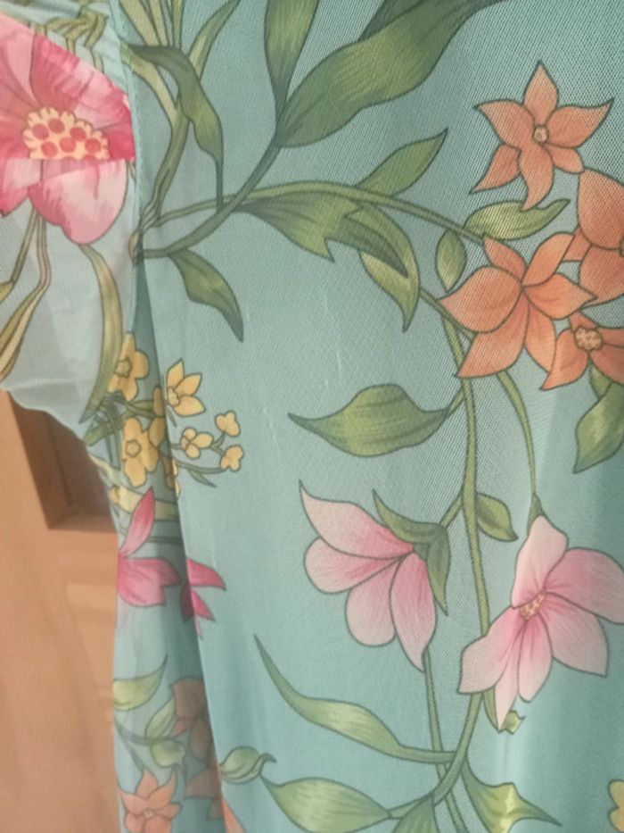 Robe fleurie en voile - photo numéro 3