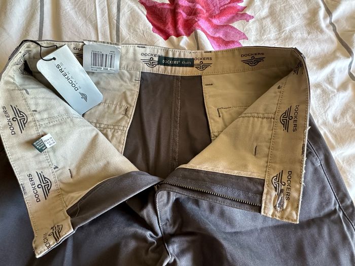 Neuf - Pantalon gris Dockers Khakis regular D4 - Taille 34x34 - photo numéro 3