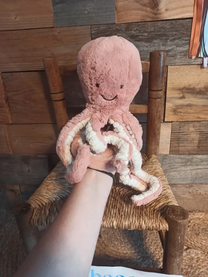 Peluche pieuvre Odell Jellycat rose medium tbe - photo numéro 3