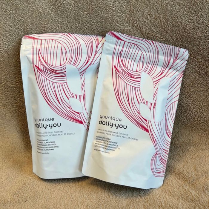 Gummies Younique