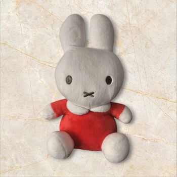 Peluche miffy rouge hochet
