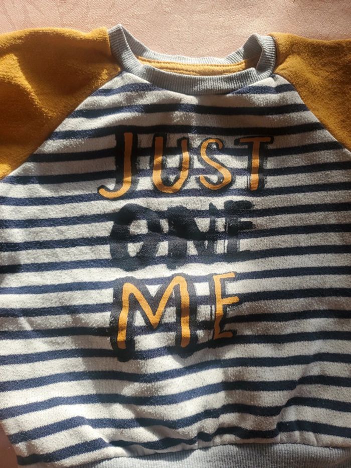 Sweat shirt "only one me" kiabi 18 mois - photo numéro 2
