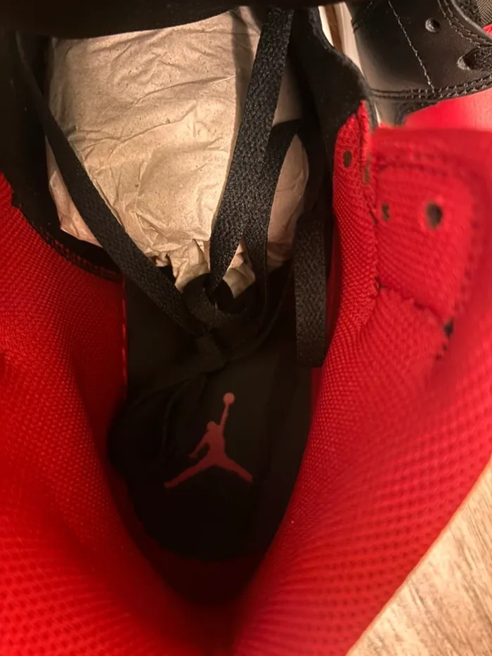 Air jordan 1 mid rouge et noire - photo numéro 7