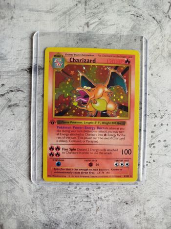 Carte Pokemon Charizard 