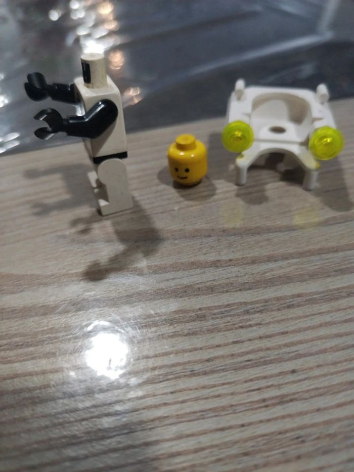 Lego space minifig Blacktron 2 sp055 - photo numéro 5