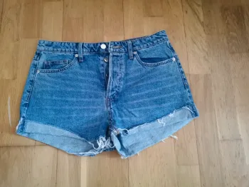 Short en jean H&M taille 38