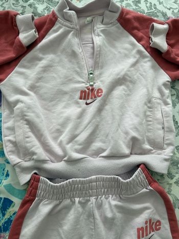 Ensemble Nike 24 mois  