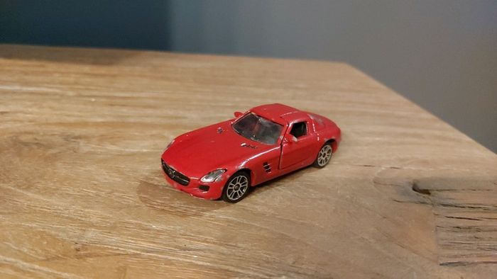 Mercedes Benz SLS 1:59 Majorette