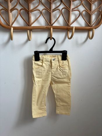Pantalon jaune pastel 9 mois