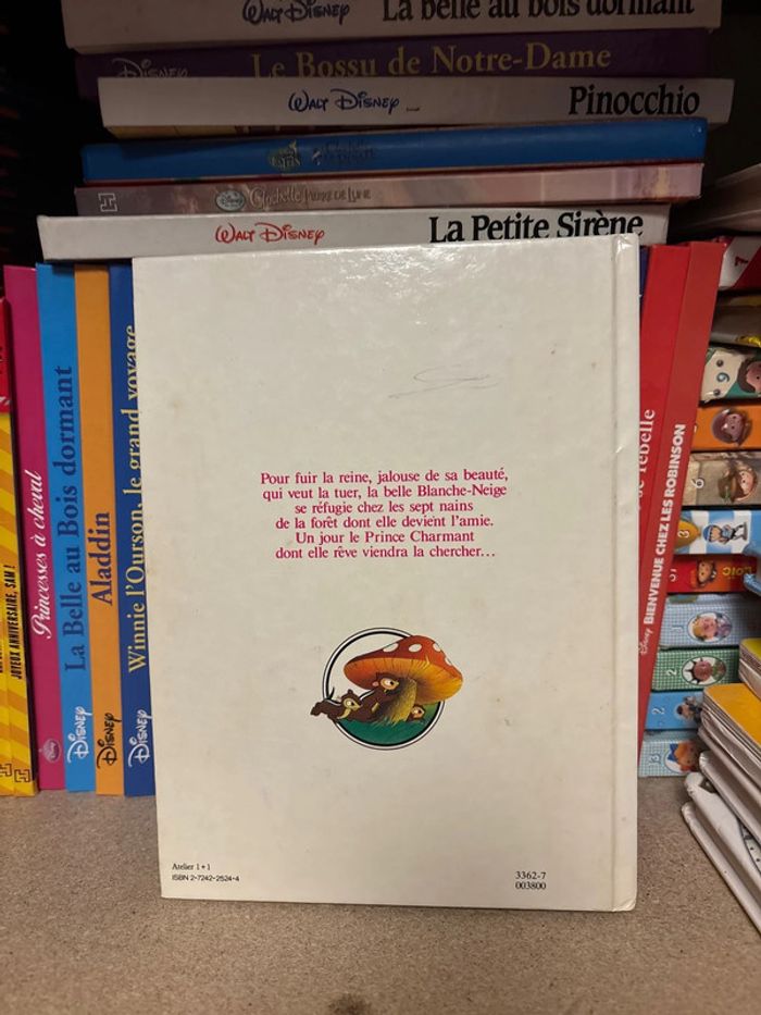 Livre, Disney, Blanche-Neige et les sept nains - photo numéro 2