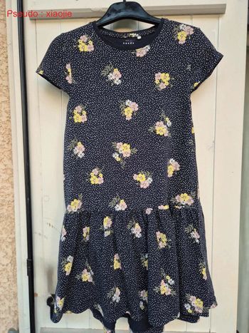 Robe fleurie Name it taille 10 ans