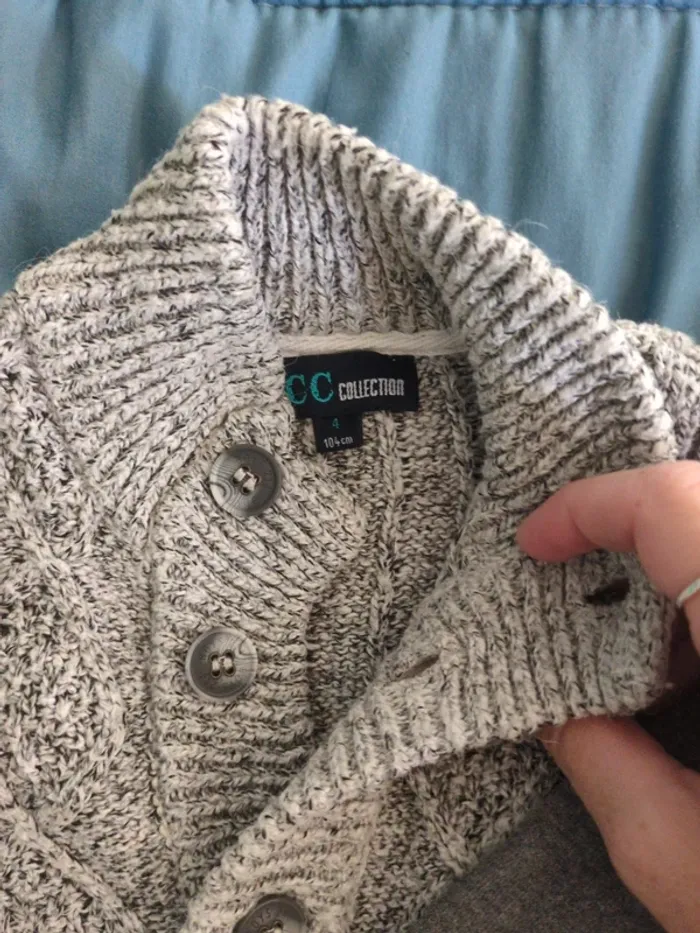 Lot gilet pull - photo numéro 4