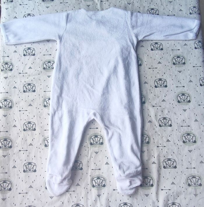 Lot de pyjamas en velours taille 6 mois - photo numéro 10