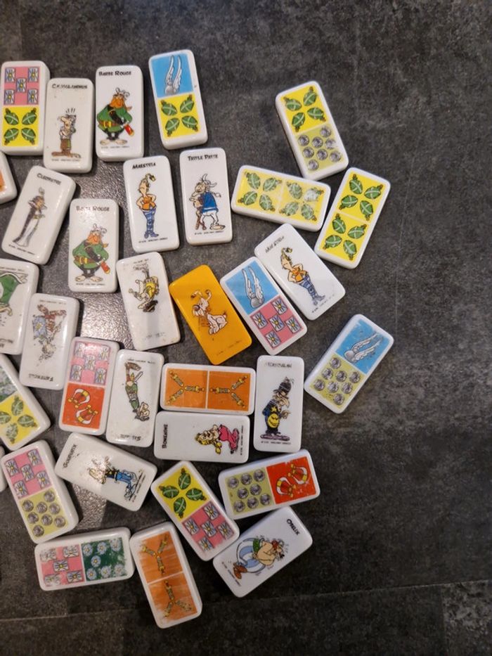 Dominos asterix - photo numéro 3