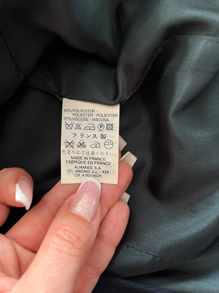 Veste noire Manoukian en taille 42 - photo numéro 4