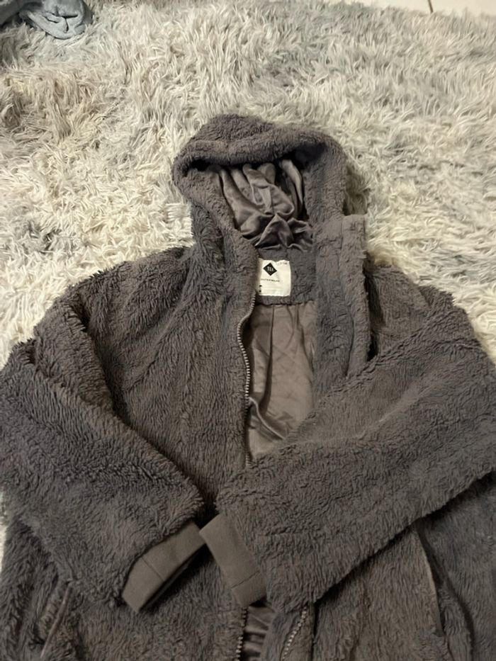 Manteau gris - photo numéro 3