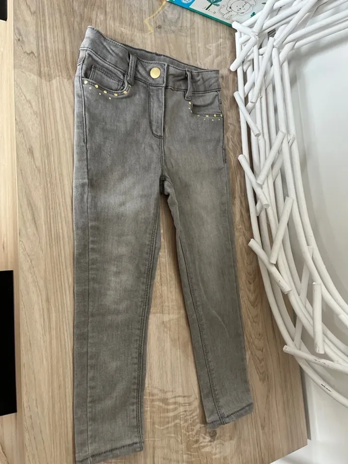 Jean gris 5 ans