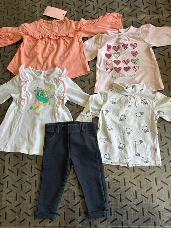 Lot de 4 hauts manches longues et 1 legging 