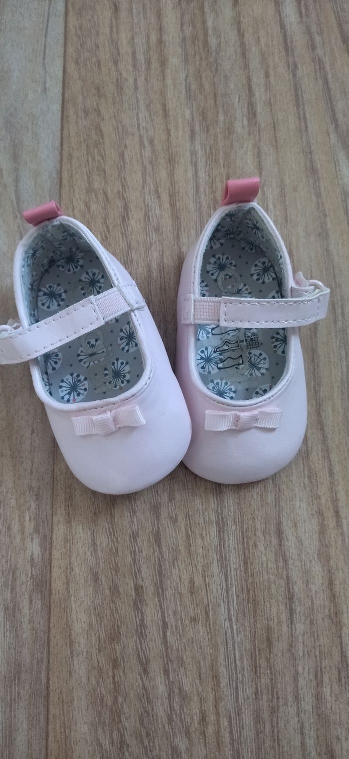 Chaussures bébé obaibi neuves naissance - photo numéro 3