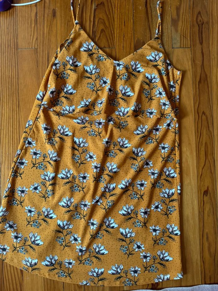 Robe à bretelle