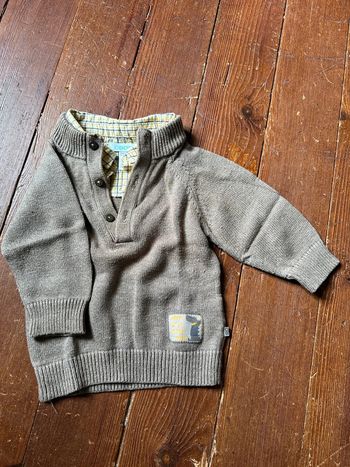 Pull Obaïbi marron clair col chemise 6 mois.