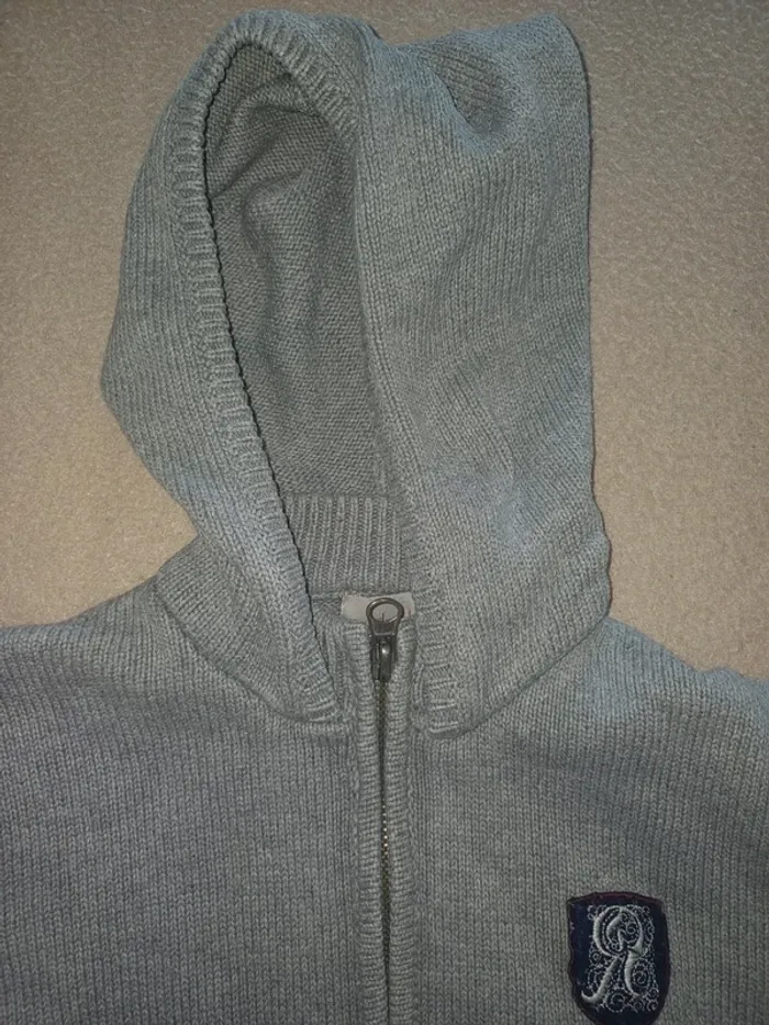 Magnifique gilet à capuche 6 ans garçon - photo numéro 4
