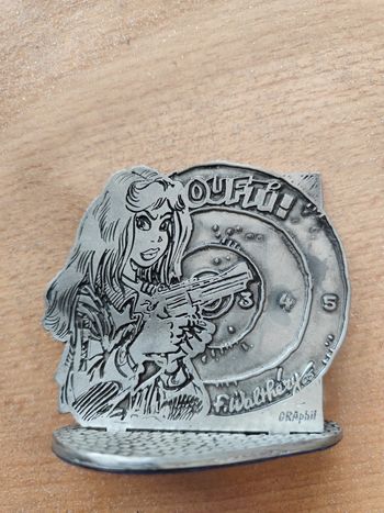 Etain rubine numerotée