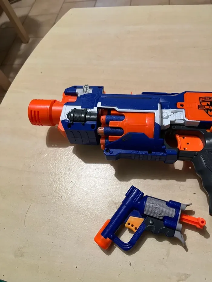 Pistolet nerf + pistolet miniature - photo numéro 3
